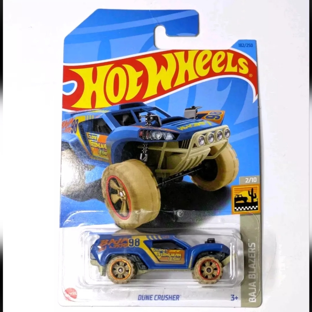 New Hot Wheels Dune Crusher Baja Blazers 2/10
